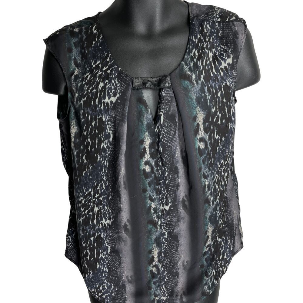 Trouve Blouse Women Size M Black All Over Print Sleeveless Scoop Neck FLAW